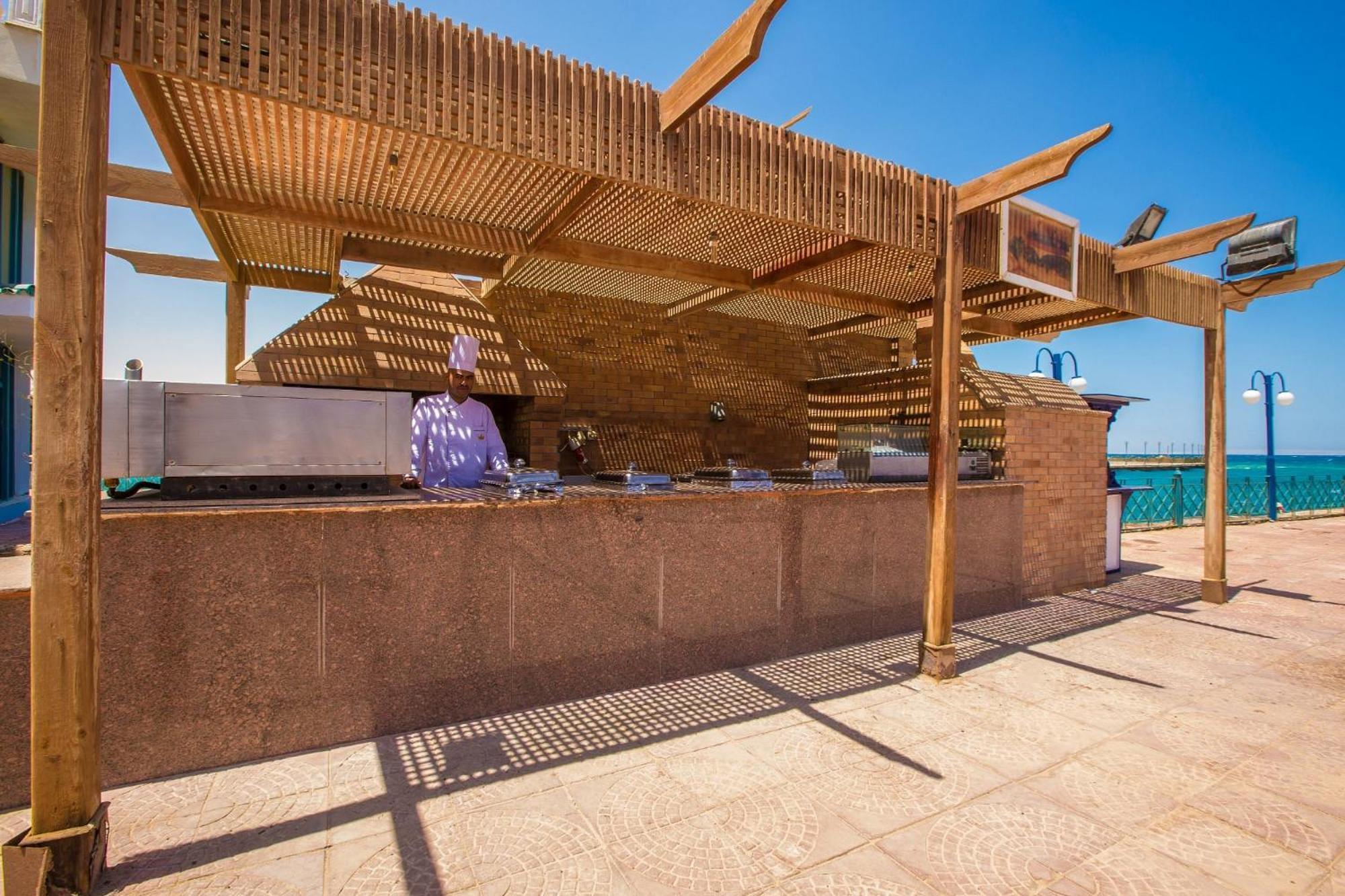 The Palace Beach Hotel Hurghada Exteriér fotografie
